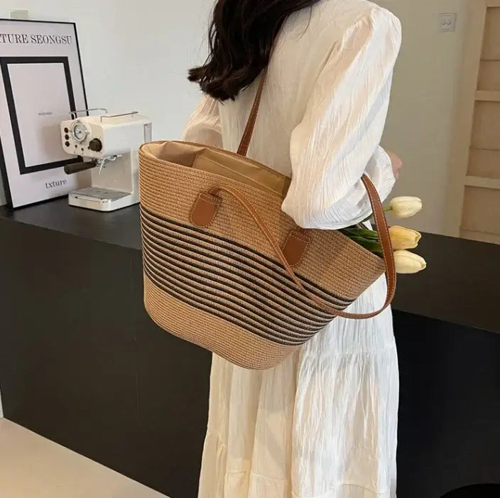 Grand Panier de Plage en Paille